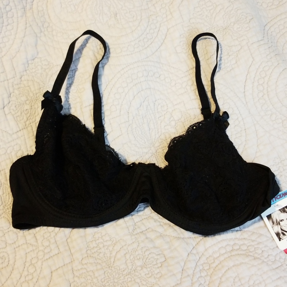 Jessica Simpson lace bra